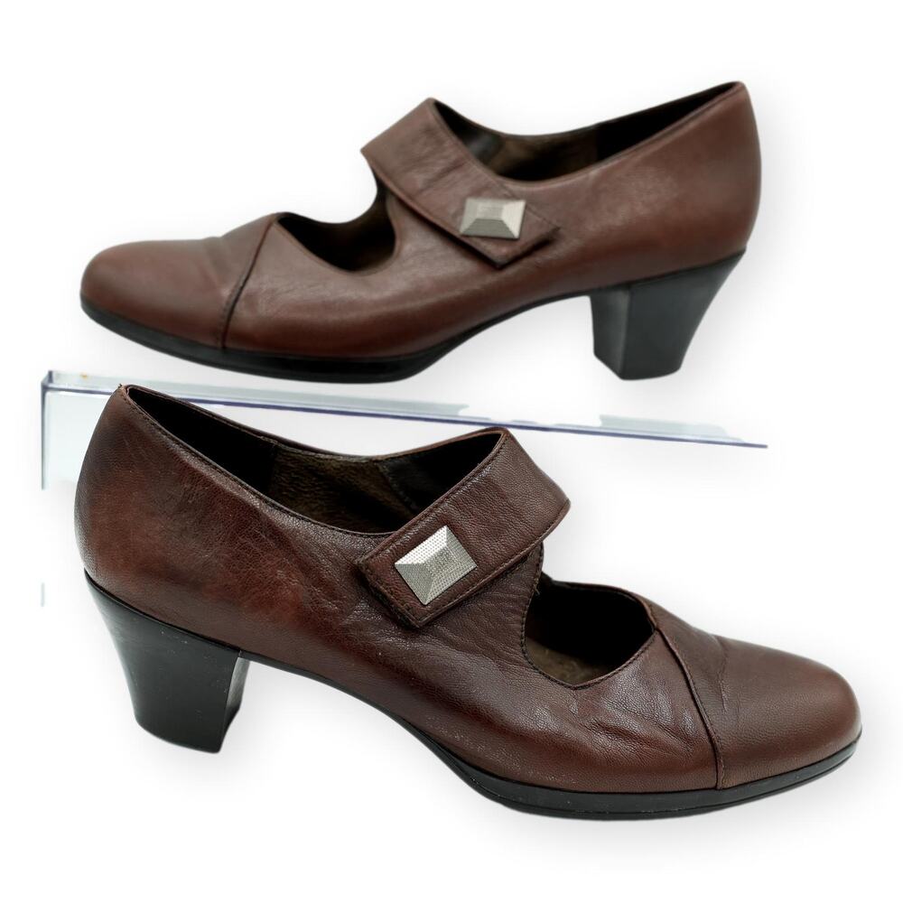 Munro Women's Brown Leather Mary Janes Heels 10M
